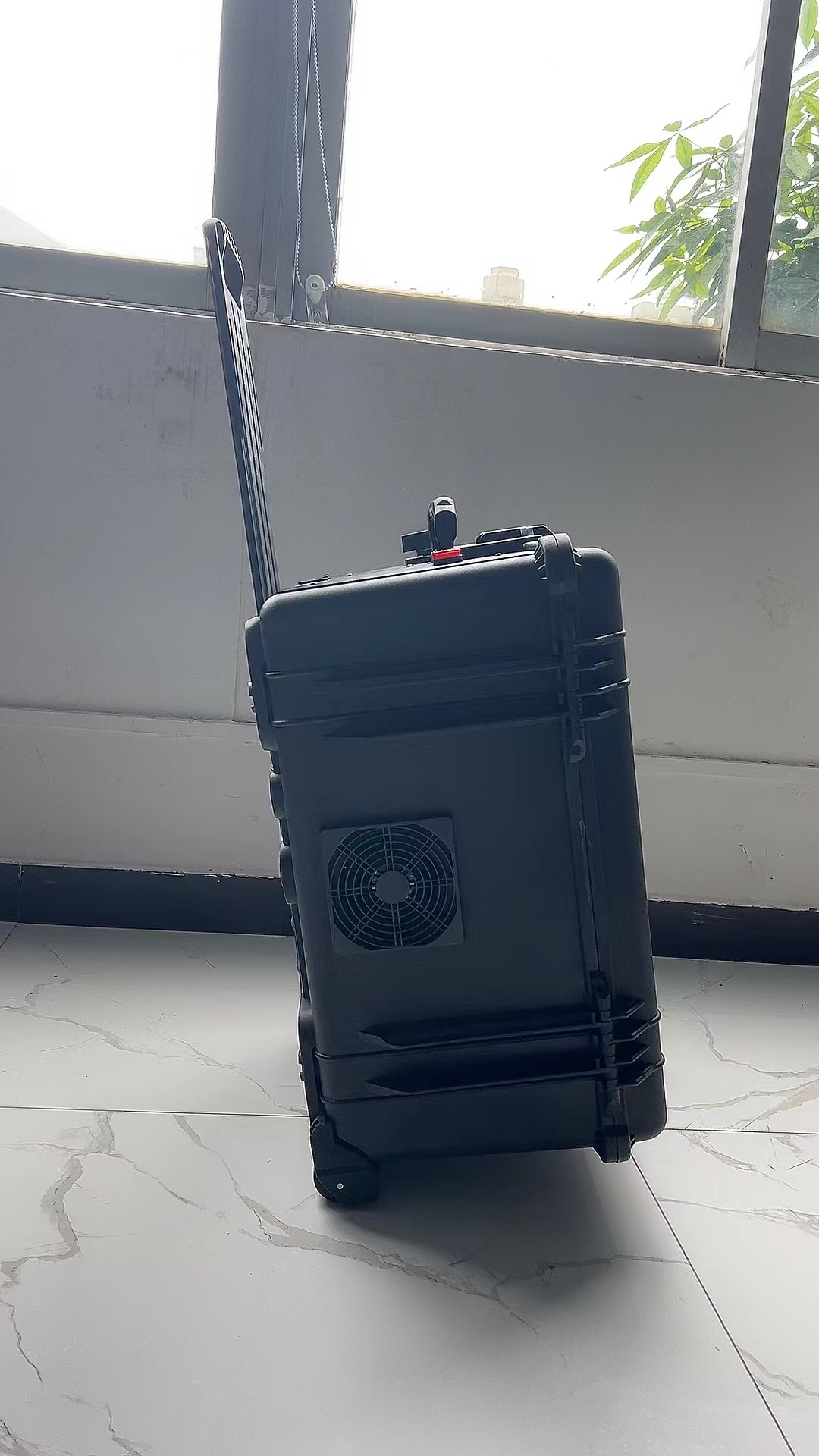 安化手拉箱型移动通信干扰器